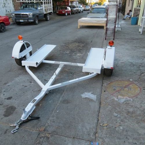 Remolque tipo Dolly para uso ligero